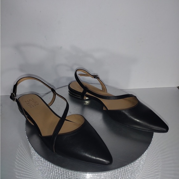 NaturalizedWomen's Black Slingback Flats size 9.5 brand new w tags